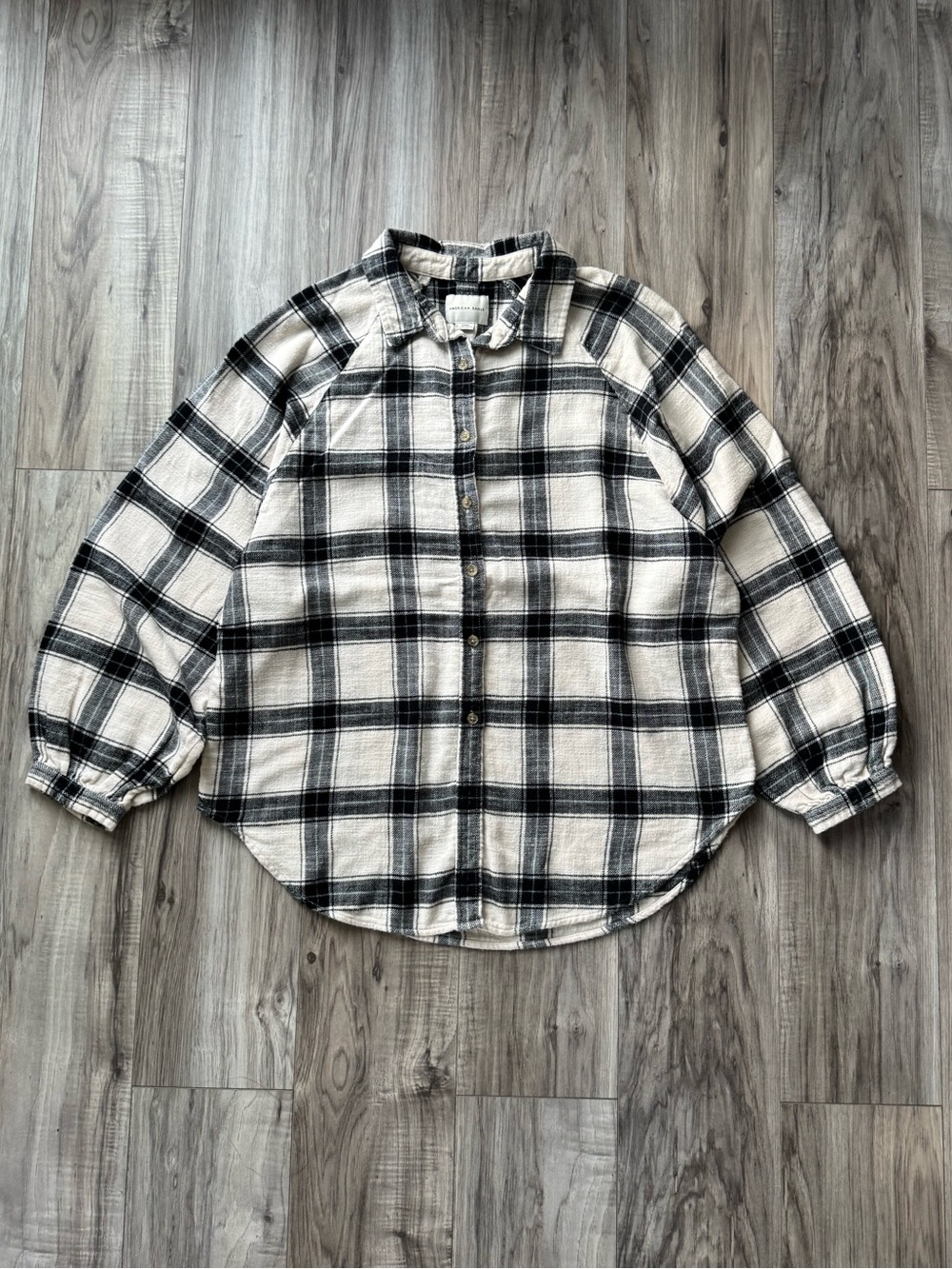 American Eagle Outfitters Black, Cream, and Blue Plaid Button-Down Flannel Shirt